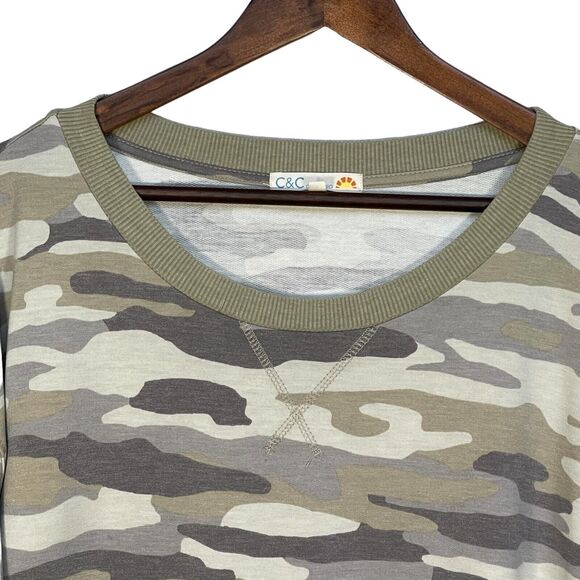 C&C California Pullover Sweater Women Size 2X Camouflage Crew Neck Stretch - Picture 3 of 14